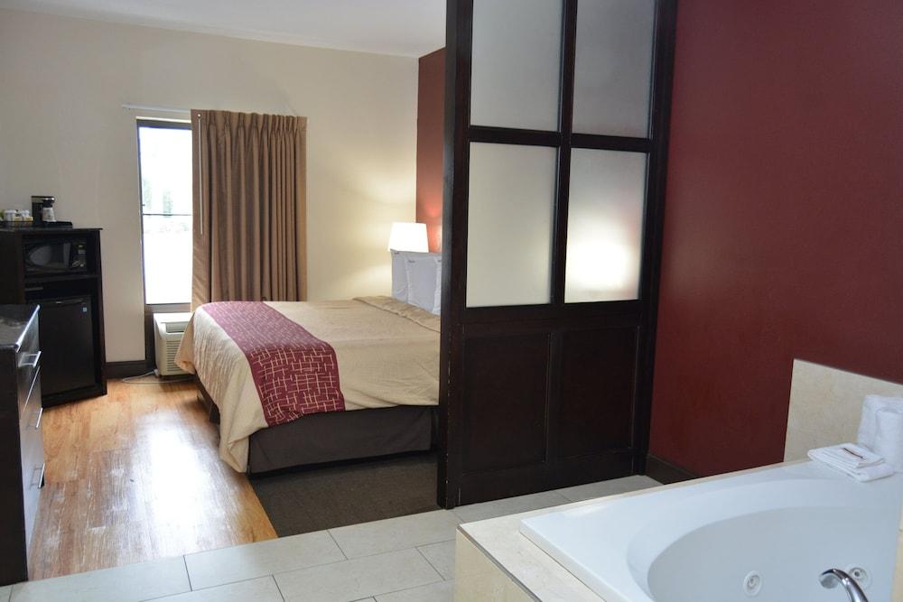 Red Roof Inn Plus+ & Suites Chattanooga - Downtown מראה חיצוני תמונה